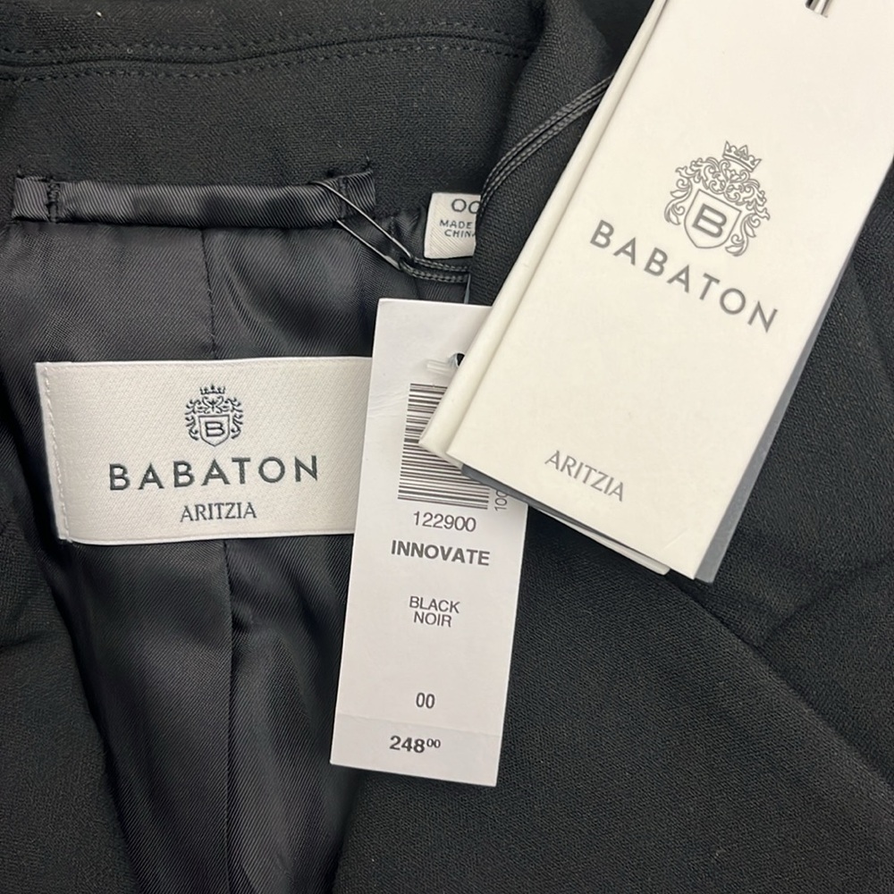 Aritzia Babaton color black Innovate Blazer - Picture 2 of 8